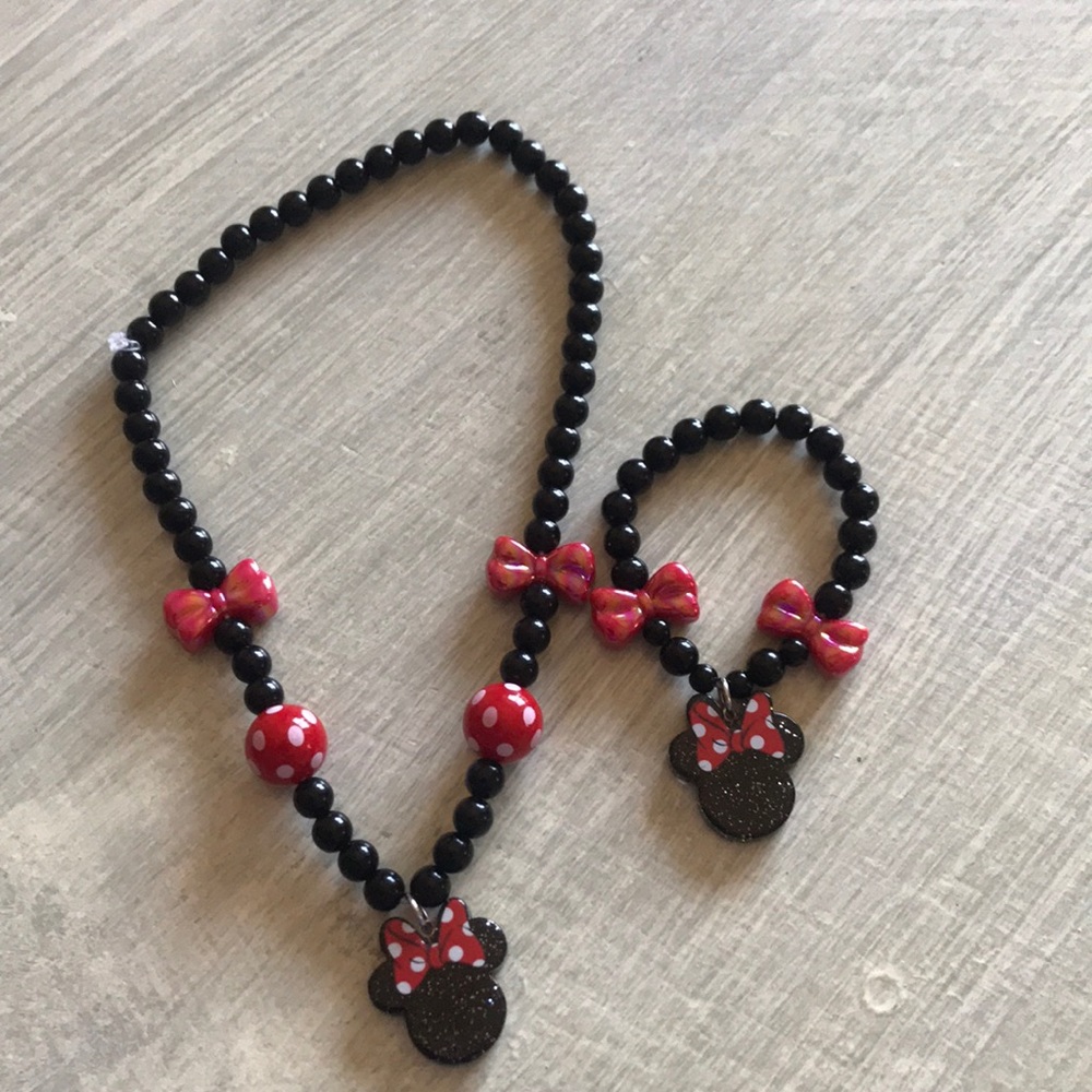 Minnie Mouse jewelry